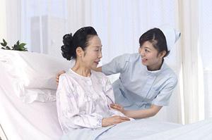 江坂の消化器内科で胆石の治療をする