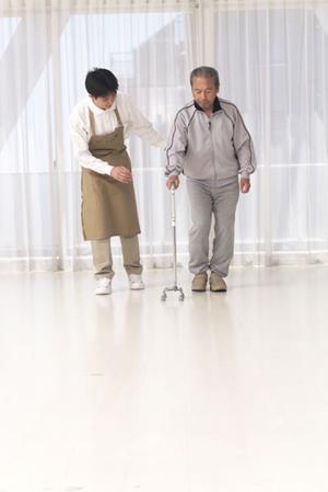 安心して自宅で生活するための訪問看護サービス：大阪での選び方と活用法